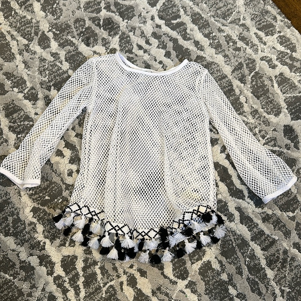 Random hearts long sleeve mesh coverup with fringes.  Super cute!!! Size 3.